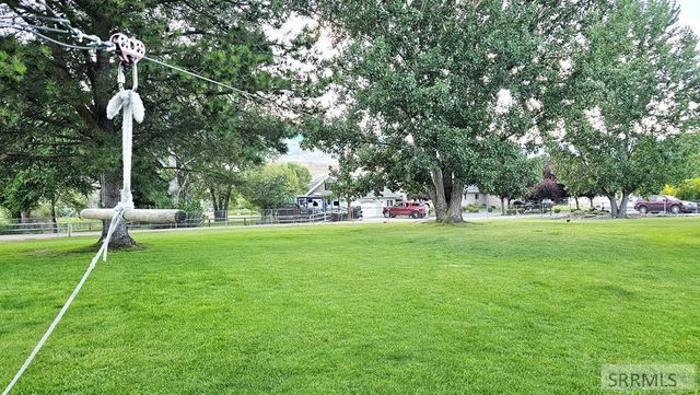 194 S Saint Charles Road, Salmon, ID 83467