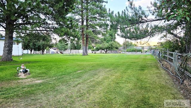 194 S Saint Charles Road, Salmon, ID 83467