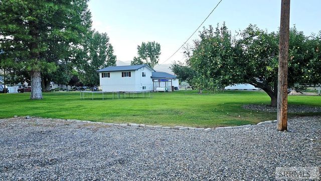 194 S Saint Charles Road, Salmon, ID 83467