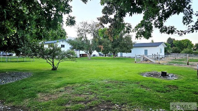 194 S Saint Charles Road, Salmon, ID 83467