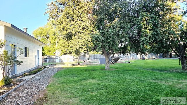 194 S Saint Charles Road, Salmon, ID 83467