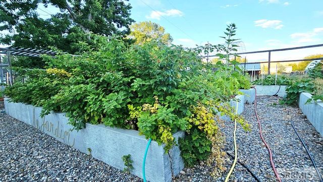 194 S Saint Charles Road, Salmon, ID 83467