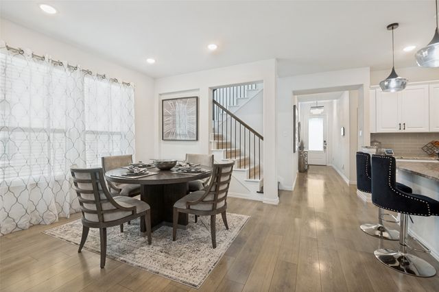 656 Bethpage Drive, Red Oak, TX 75154