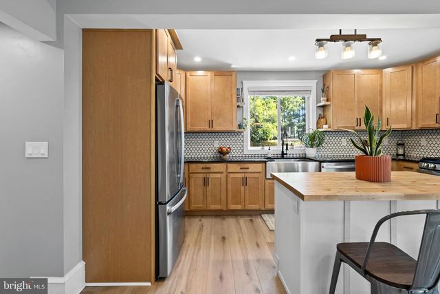 151 CEDAR AVE, Pitman, NJ 08071