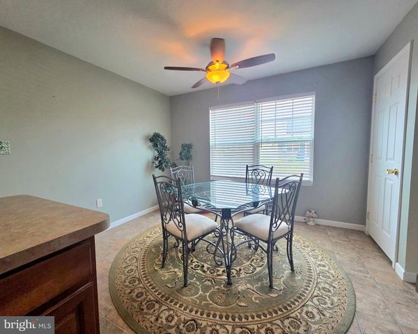 203 HEATHERSAGE DR, Marietta, PA 17547