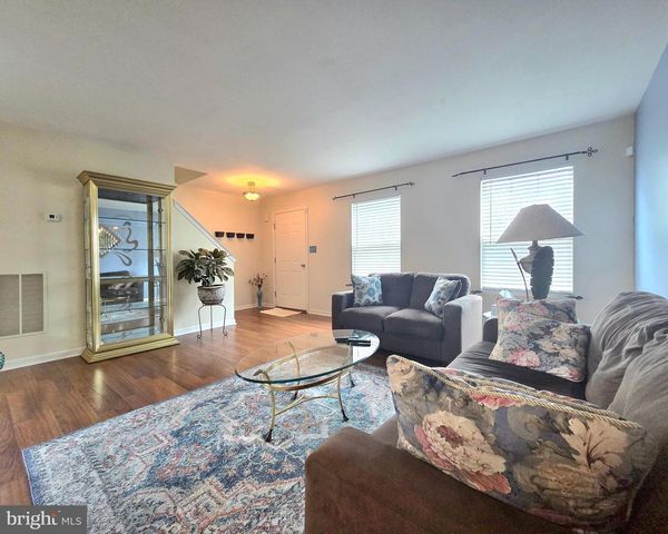 203 HEATHERSAGE DR, Marietta, PA 17547
