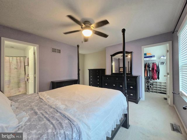 203 HEATHERSAGE DR, Marietta, PA 17547