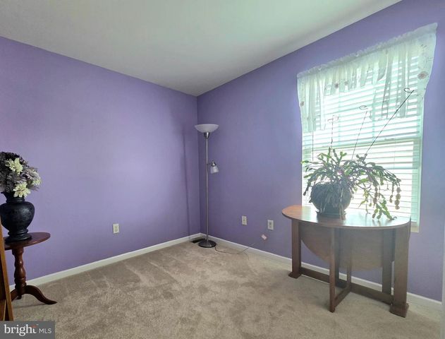 203 HEATHERSAGE DR, Marietta, PA 17547