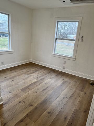 711B W Eastland St, Gallatin, TN 37066