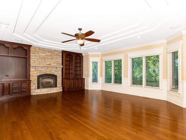 434 W Benton Avenue, Naperville, IL 60540