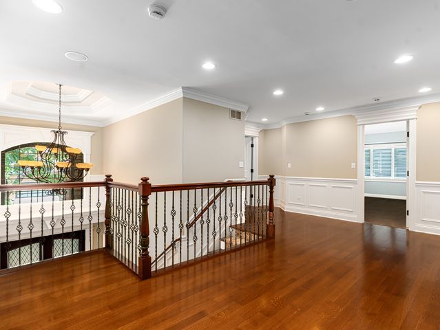 434 W Benton Avenue, Naperville, IL 60540