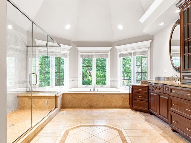 434 W Benton Avenue, Naperville, IL 60540