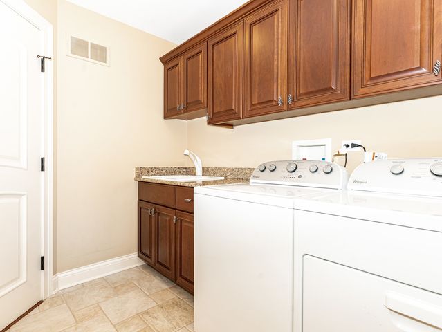 434 W Benton Avenue, Naperville, IL 60540