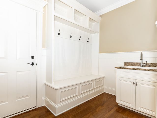 434 W Benton Avenue, Naperville, IL 60540