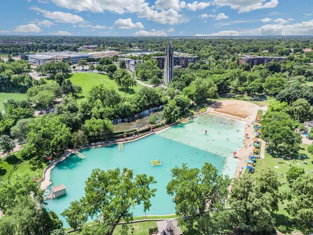 434 W Benton Avenue, Naperville, IL 60540