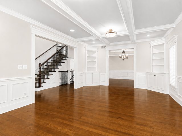 434 W Benton Avenue, Naperville, IL 60540