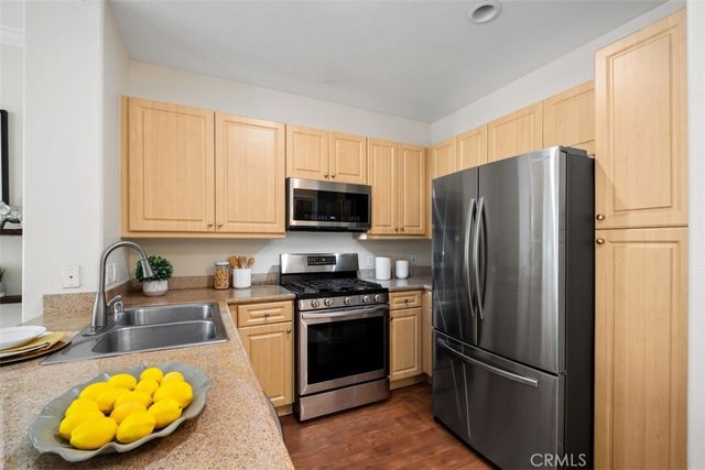 3458 Watermarke, Irvine, CA 92612