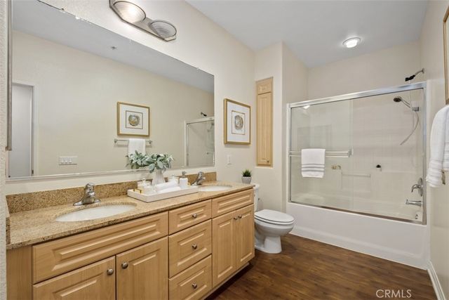 3458 Watermarke, Irvine, CA 92612