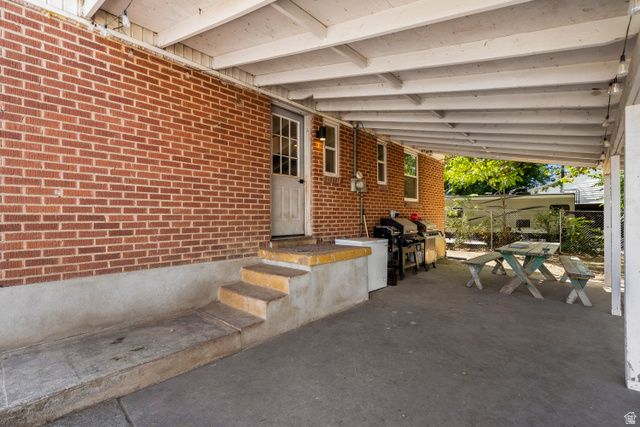 121 ROSS DR, Clearfield, UT 84015