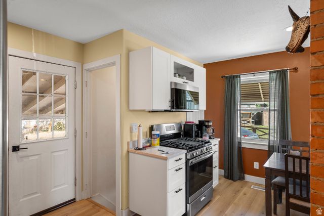 121 ROSS DR, Clearfield, UT 84015