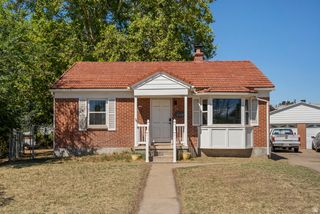121 ROSS DR, Clearfield, UT 84015