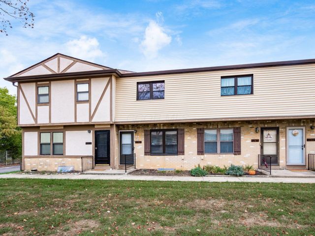 3815 Queen Anne Place, B19, Grove City, OH 43123