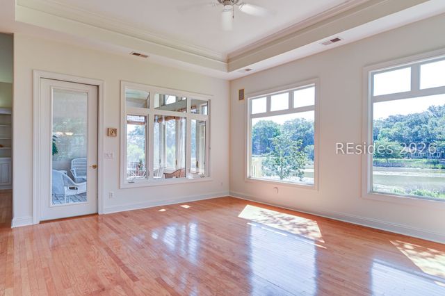 11 Outpost Ln, Hilton Head Island, SC 29928