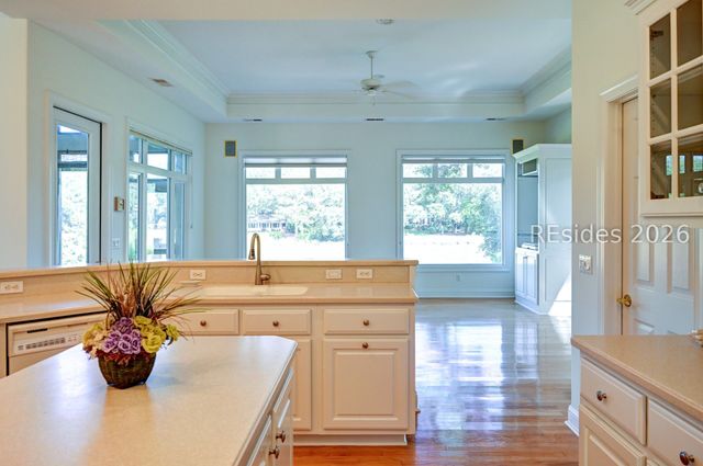 11 Outpost Ln, Hilton Head Island, SC 29928
