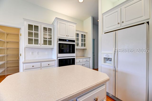 11 Outpost Ln, Hilton Head Island, SC 29928