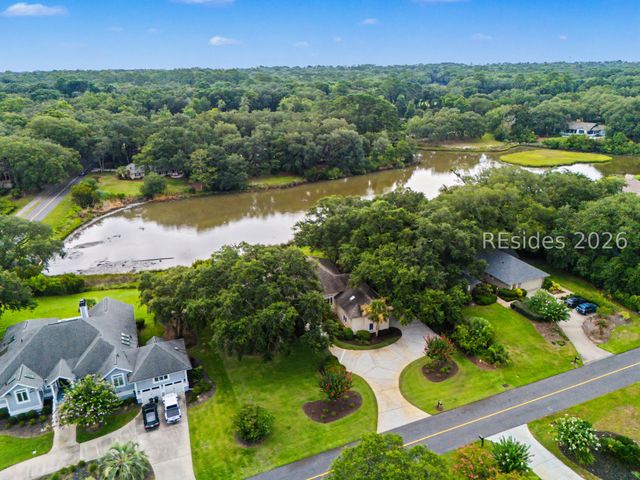 11 Outpost Ln, Hilton Head Island, SC 29928