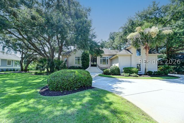 11 Outpost Ln, Hilton Head Island, SC 29928