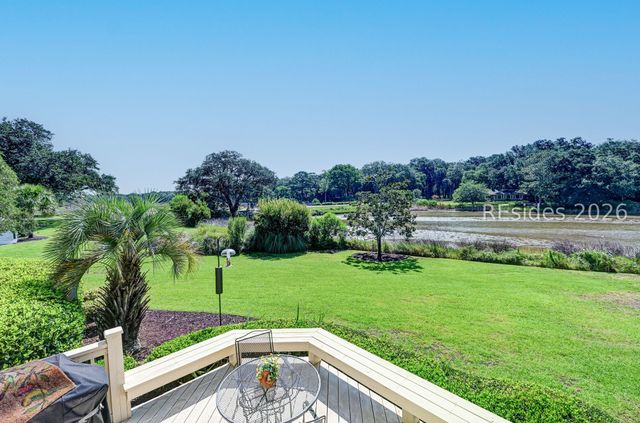 11 Outpost Ln, Hilton Head Island, SC 29928