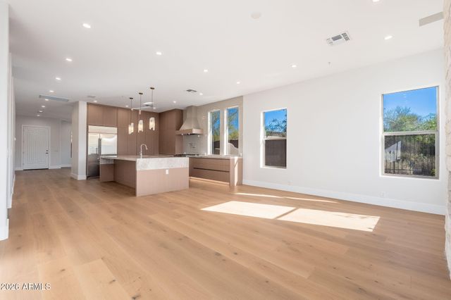 9297 E MOHAWK Lane, Scottsdale, AZ 85255