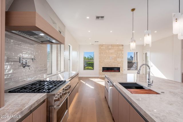 9297 E MOHAWK Lane, Scottsdale, AZ 85255