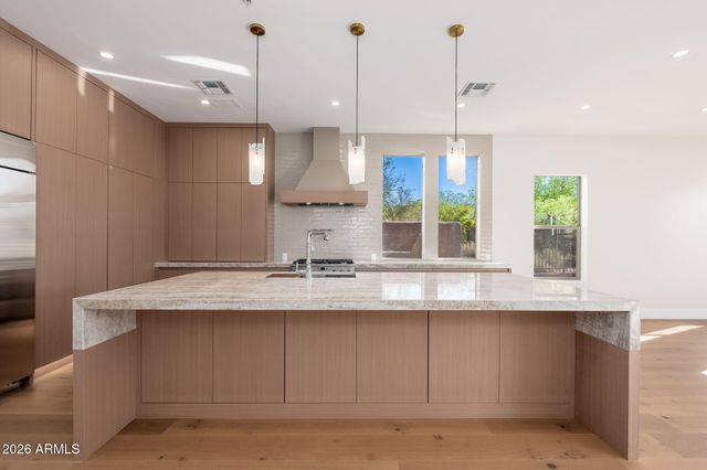 9297 E MOHAWK Lane, Scottsdale, AZ 85255