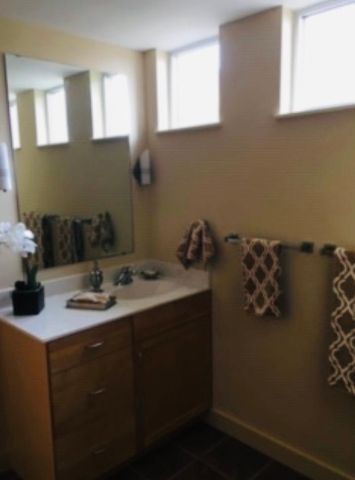 711 W 26th ST 500, Austin, TX 78705