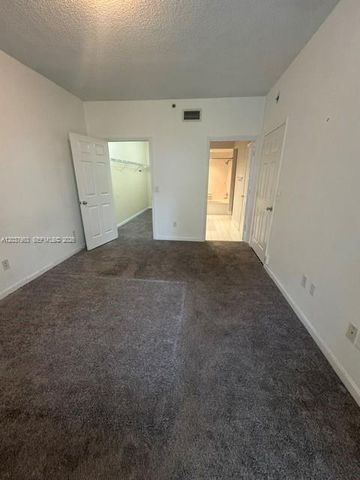 3255 NE 184th St 12116, Aventura, FL 33160