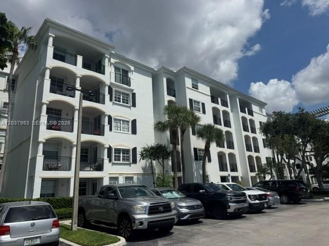 3255 NE 184th St 12116, Aventura, FL 33160