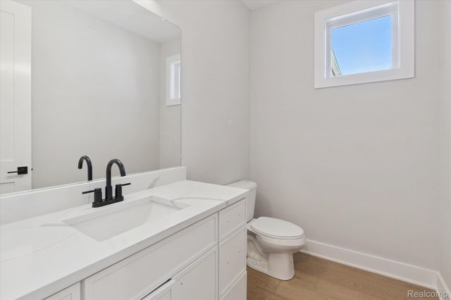 30060 Hickey Road, Chesterfield Township, MI 48051