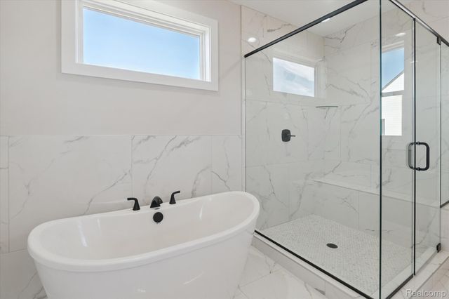 30060 Hickey Road, Chesterfield Township, MI 48051