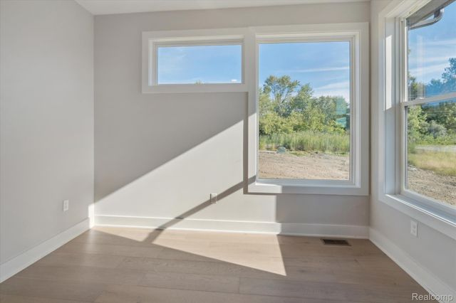 30060 Hickey Road, Chesterfield Township, MI 48051