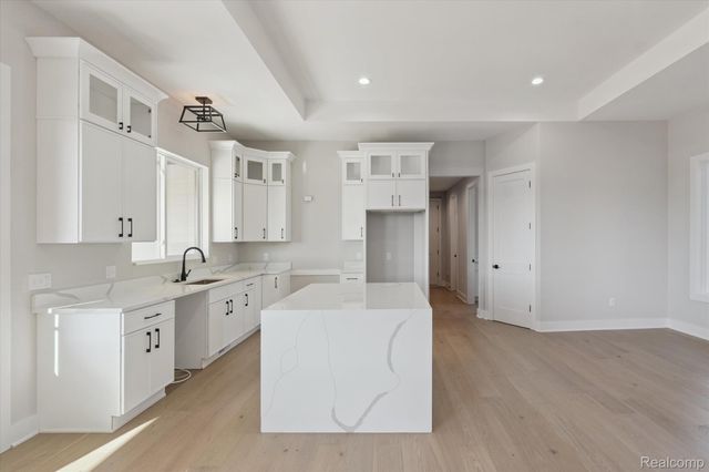 30060 Hickey Road, Chesterfield Township, MI 48051