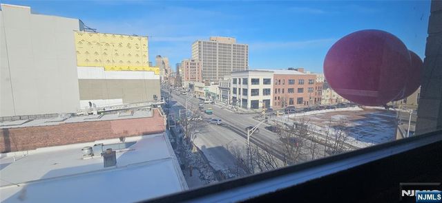1019 Broad Street, Newark, NJ 07102