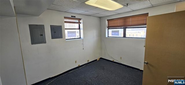 1019 Broad Street, Newark, NJ 07102