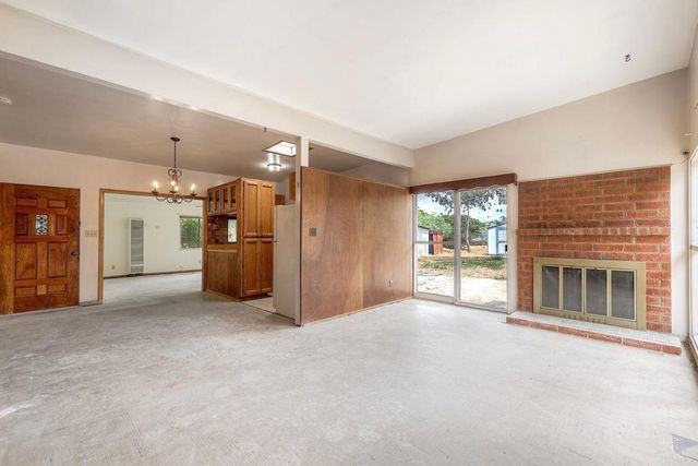 1085 Las Bancas Court, Chula Vista, CA 91911