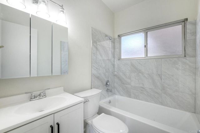 1085 Las Bancas Court, Chula Vista, CA 91911
