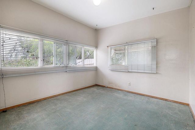 1085 Las Bancas Court, Chula Vista, CA 91911
