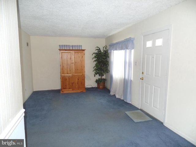 7403 PAXTON RD, Falls Church, VA 22043