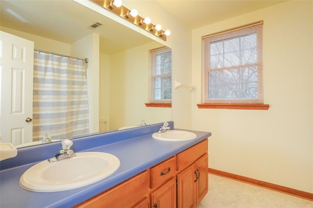 206 Westwind Harbour Drive, Anderson, SC 29626