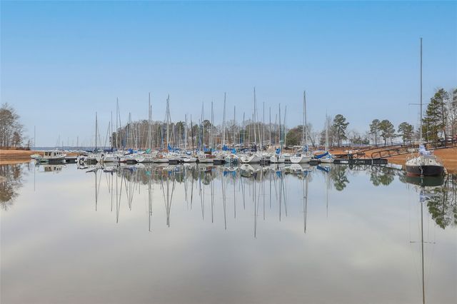 206 Westwind Harbour Drive, Anderson, SC 29626